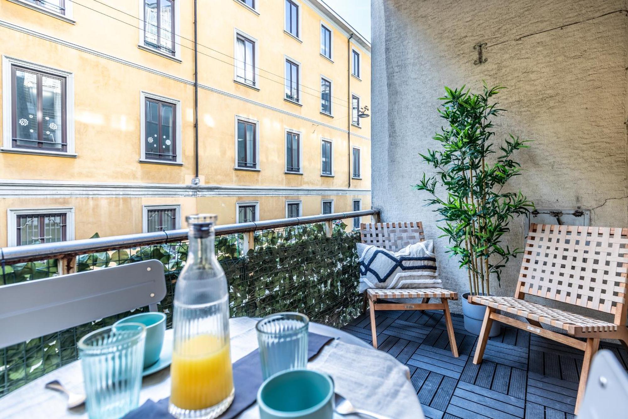 Stayeasy Quadronno33 - 3 Bedrooms, 2 Baths - Duomo Walking Distance Milano Eksteriør billede
